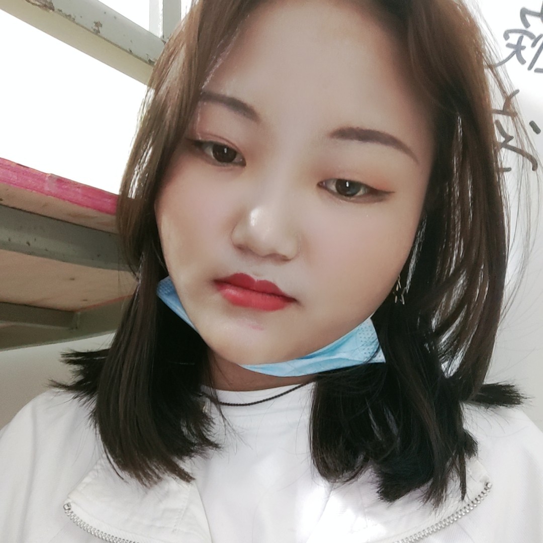 受伤有汉堡的照片