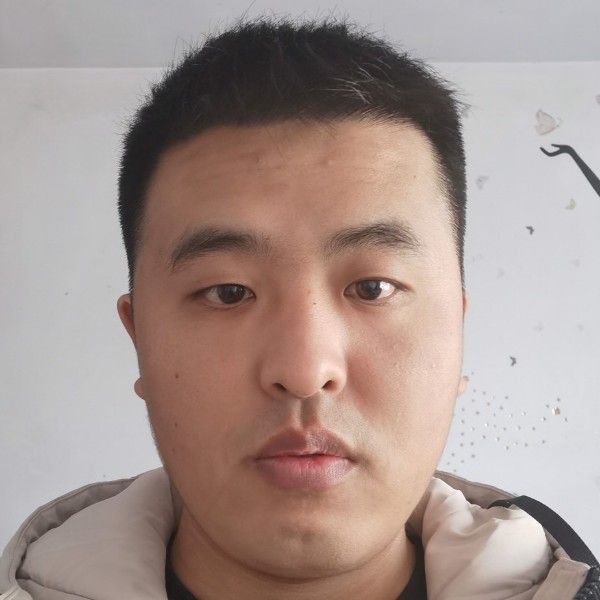 满意与酸奶的照片