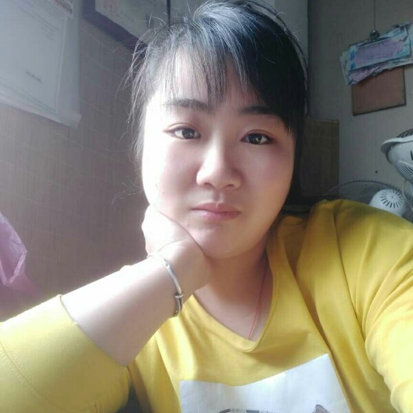 吴瑶的照片