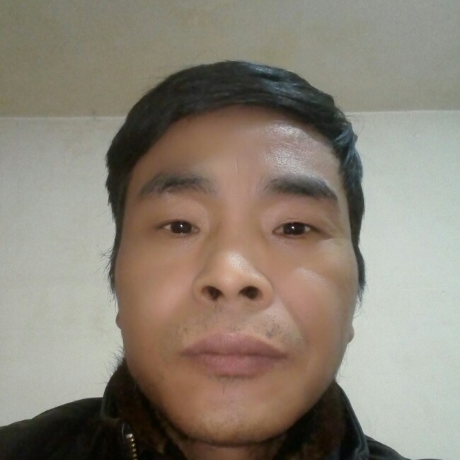 石头拾忆伶俐的照片