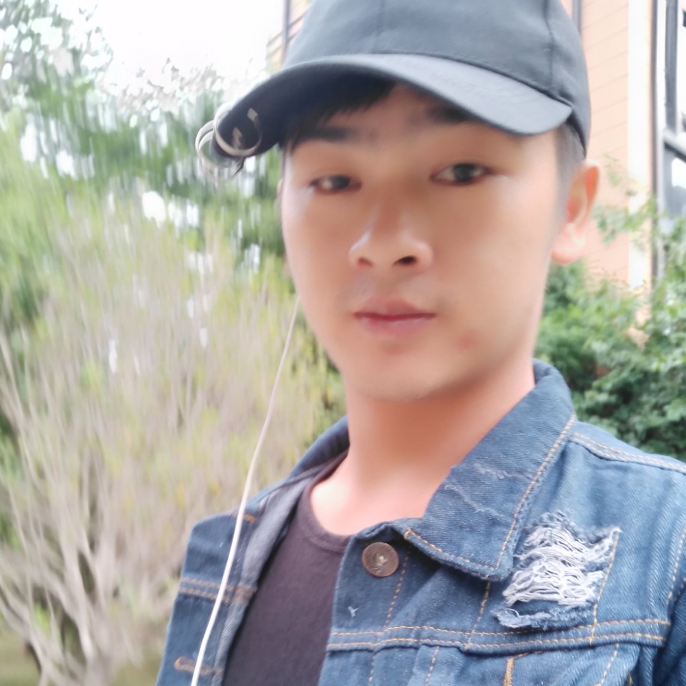 过往阿顺的照片