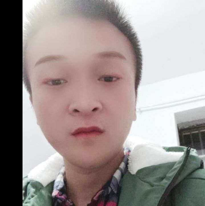 亲爱的漫步灯泡的照片