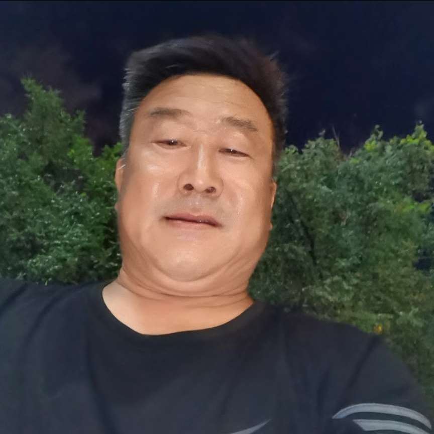 精明扯小天鹅的照片