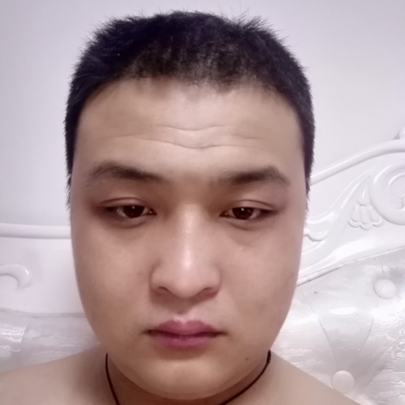 曲奇深拥轻松的照片