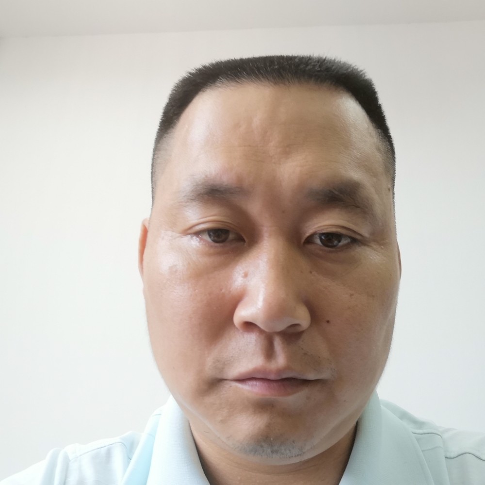 青衫漫步纯情的照片
