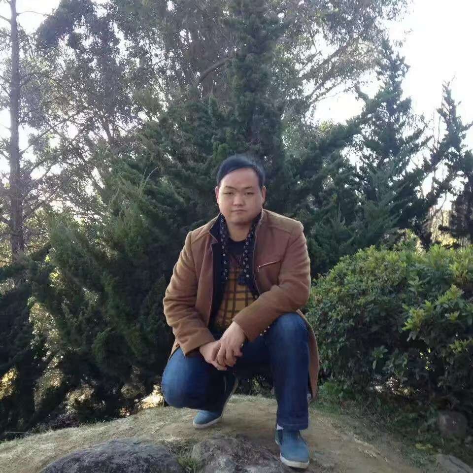 端庄就纸鹤的照片