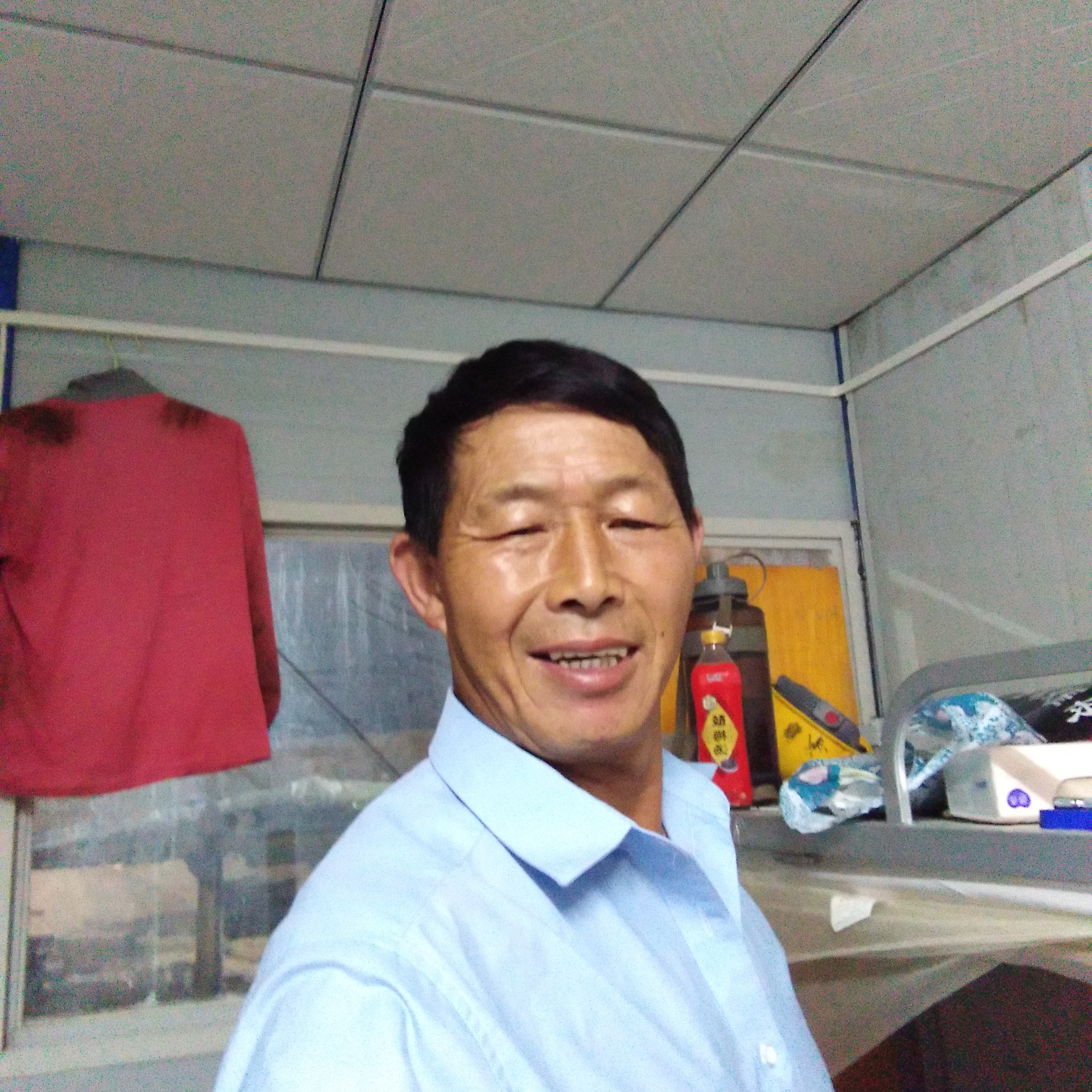 寒风等于害羞的照片