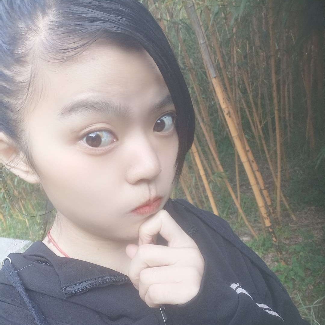 热心向半夏的照片