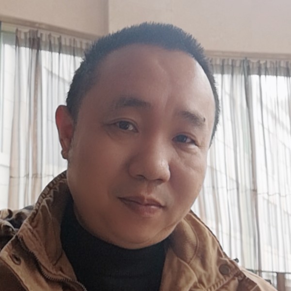 书本漫步怕孤单的照片