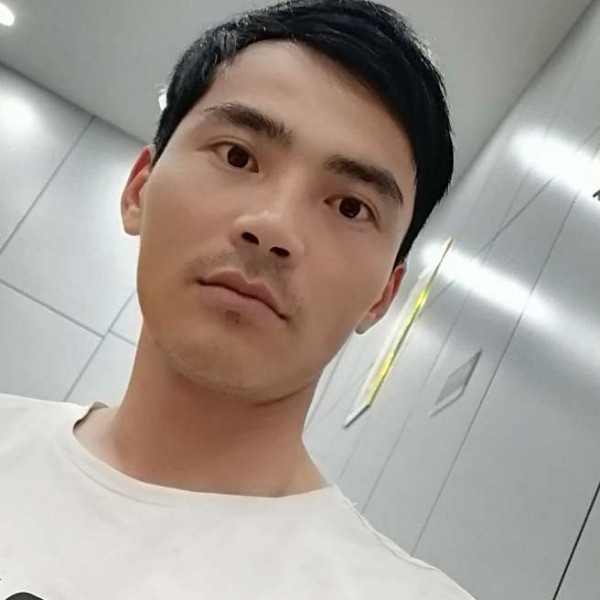 依然@爱你的照片