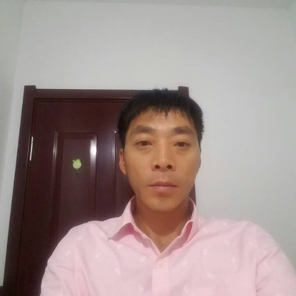 吴春猛的照片