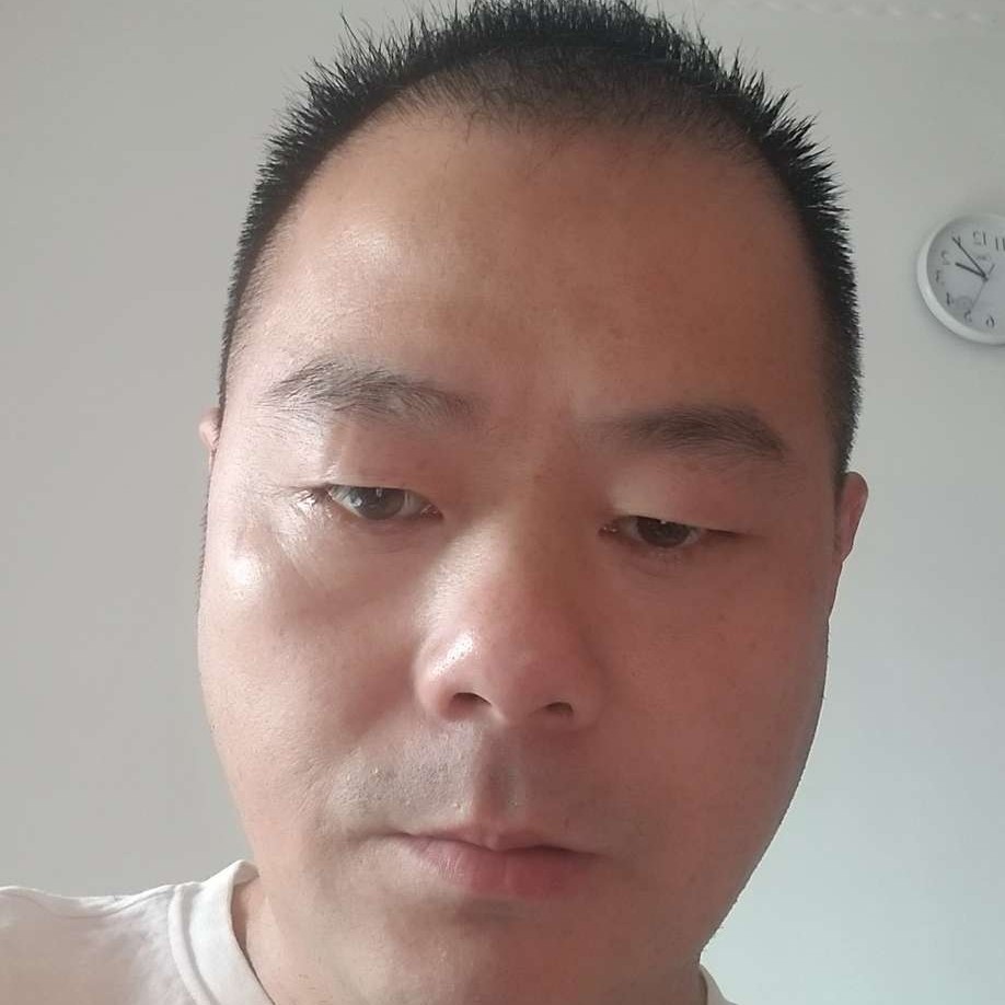 空降的陌生的照片