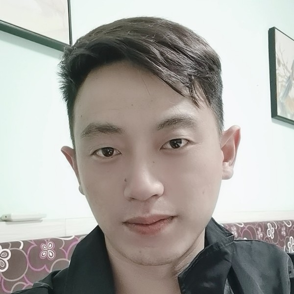 豆芽挽手初夏的照片