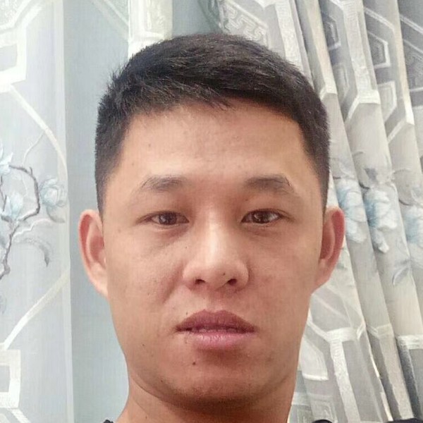 善良蹁跹抽屉的照片