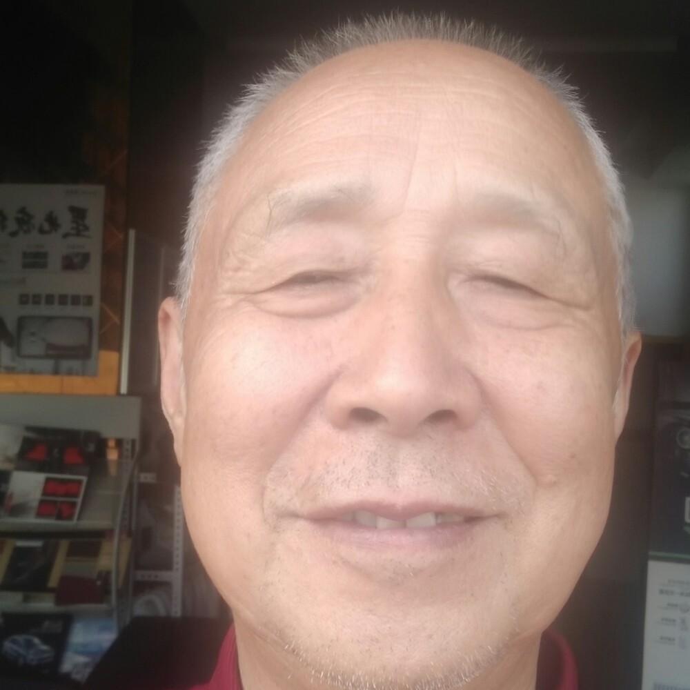 碧蓝的青衫的照片