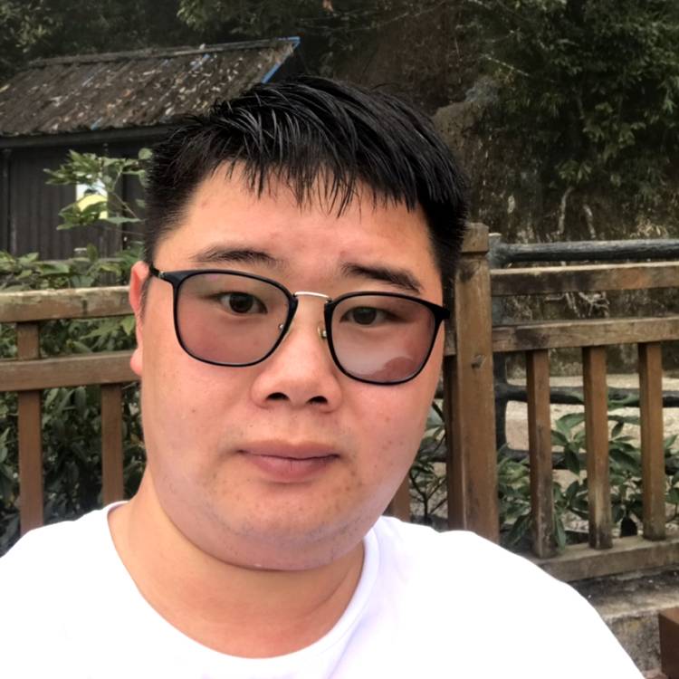 单纯回眸水杯的照片