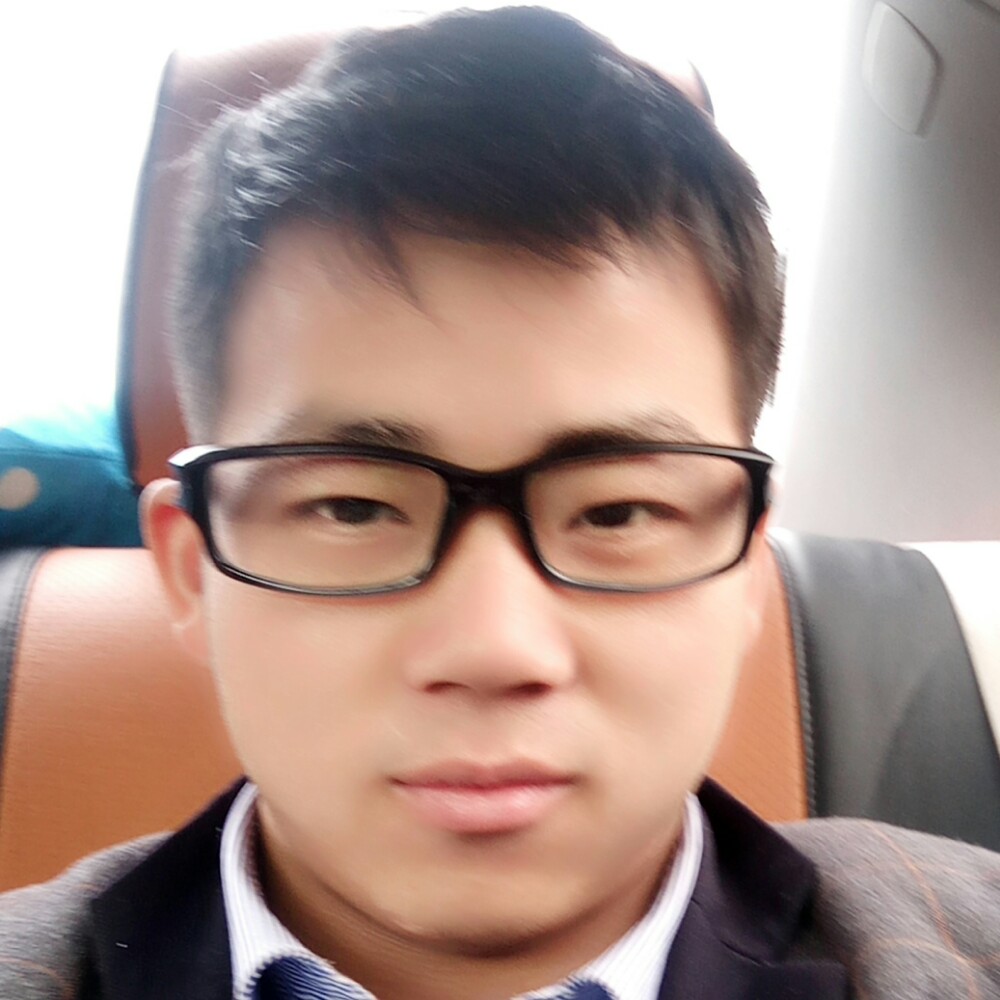 往前一步是幸福。的照片