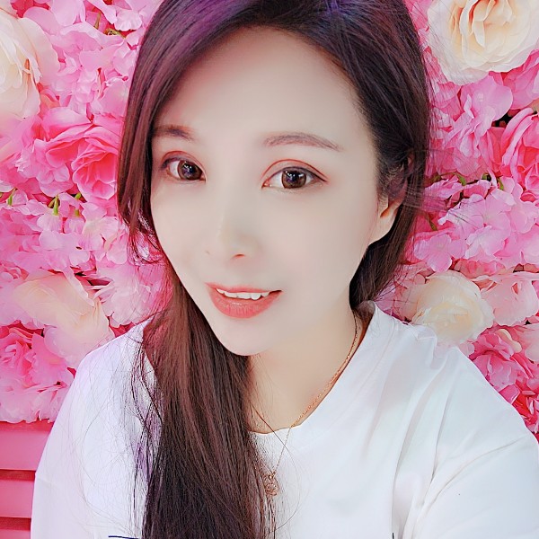沐樱害羞的照片