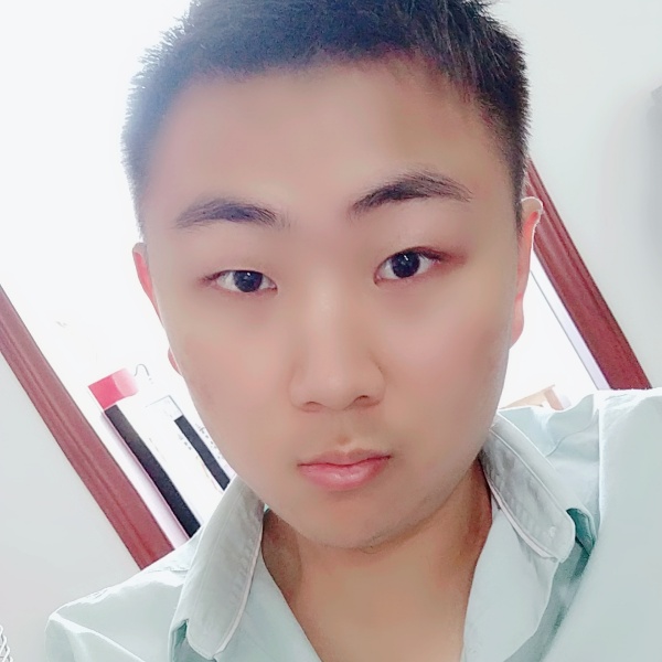 狂捏小朋友的照片