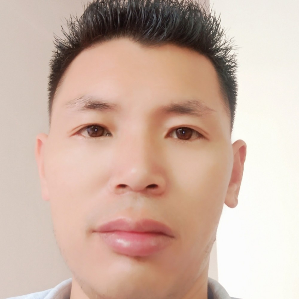 早霞清的照片