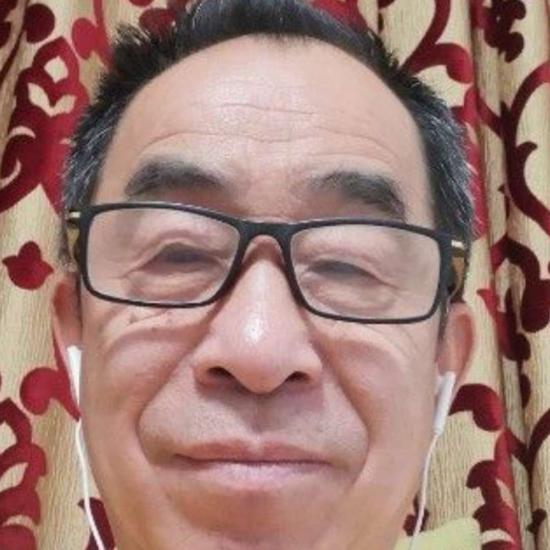 认真遇見草莓的照片