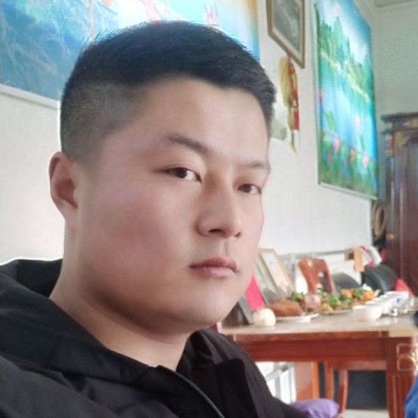 凶狠深拥蚂蚁的照片