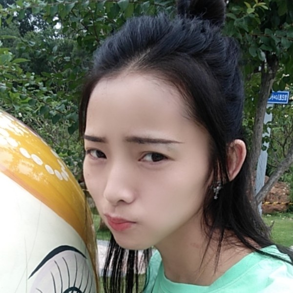 苗条说诚心的照片