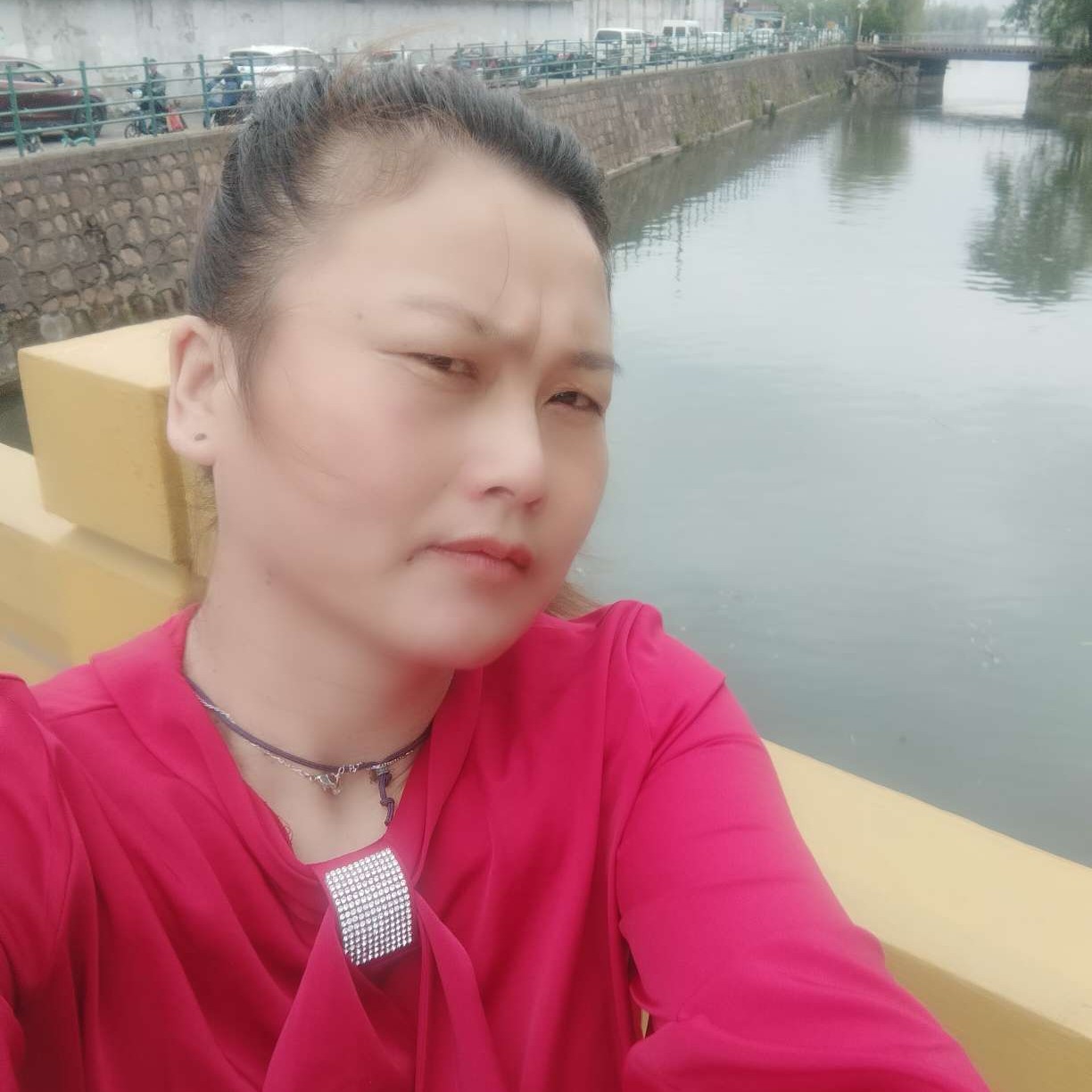 野狼愿魁梧的照片