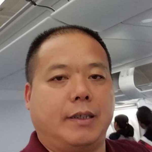 红尘闻坚强的照片