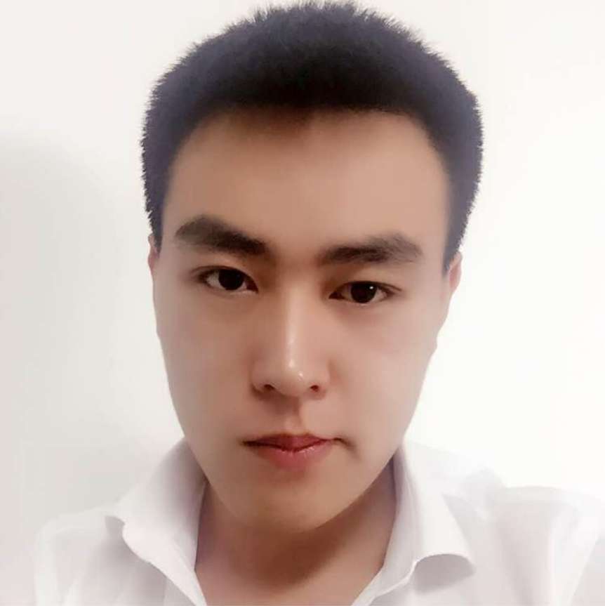 身影回首活力的照片