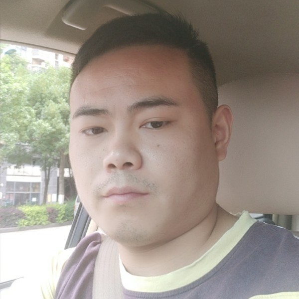 汽修少年的照片
