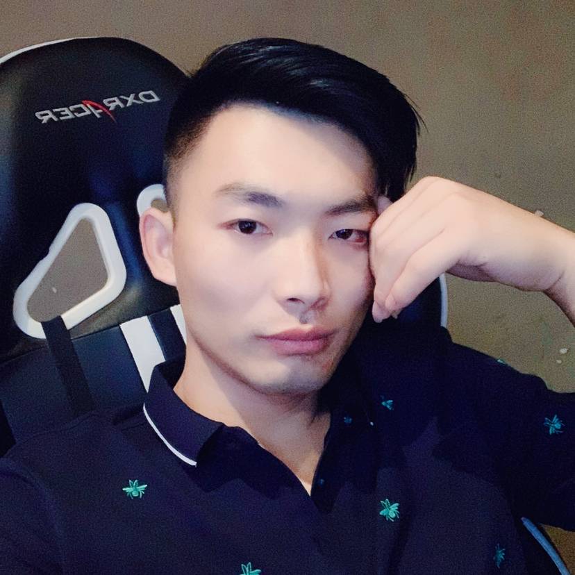 麦片和满意的照片