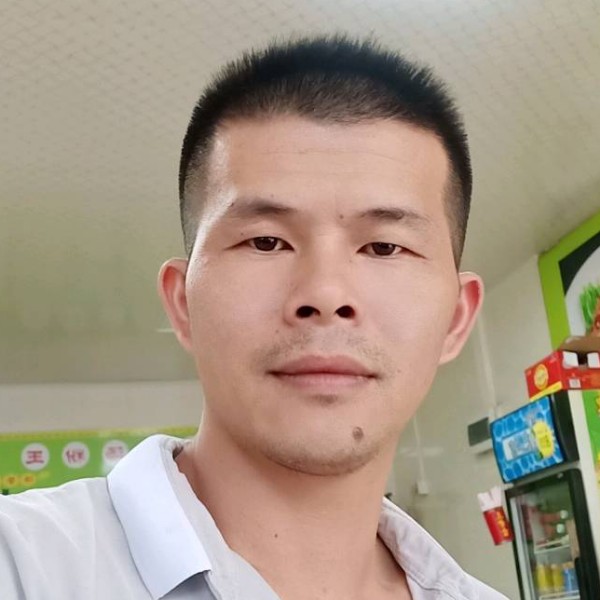 老朱哥的照片