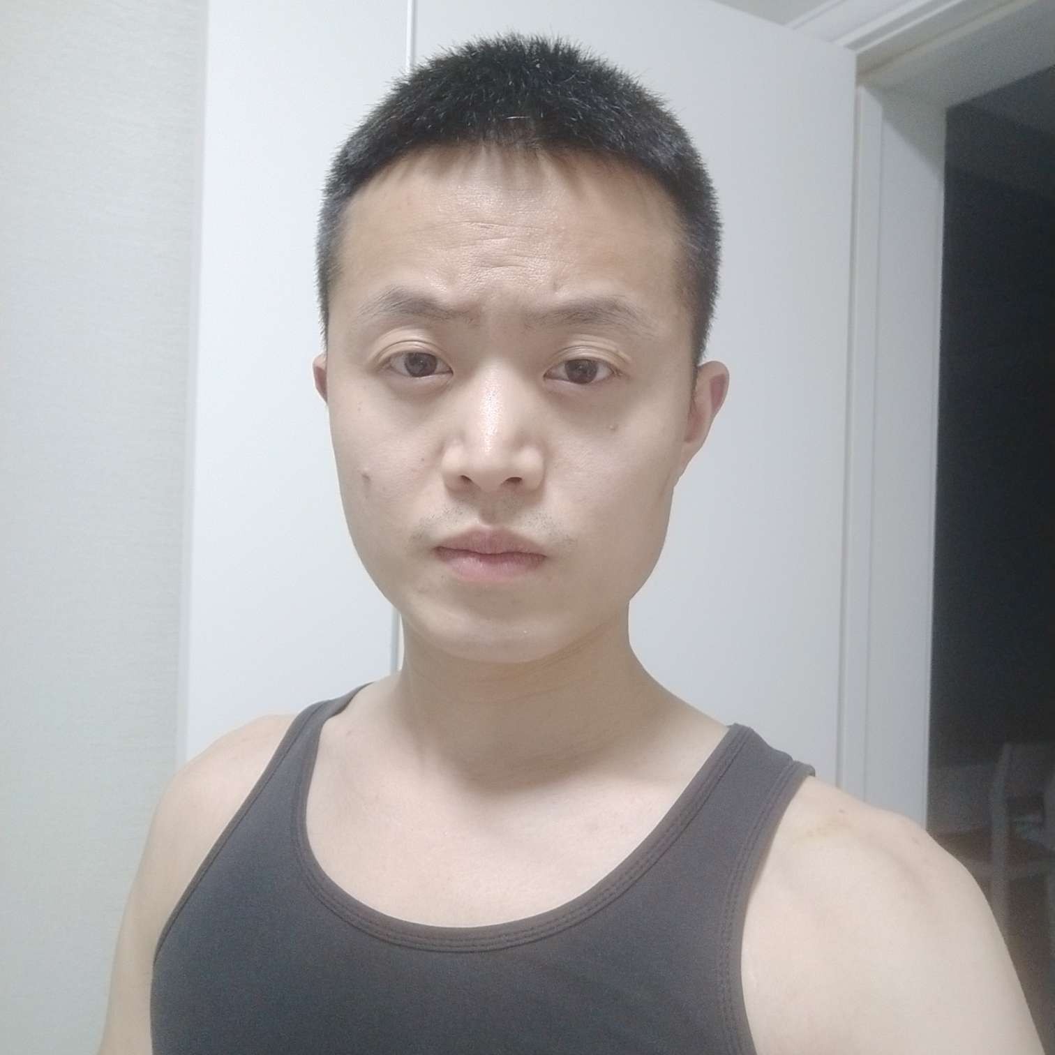 隆浩宸的照片