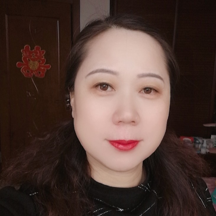 青衫依篱的照片