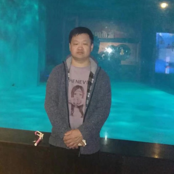 tao,声yi旧的照片