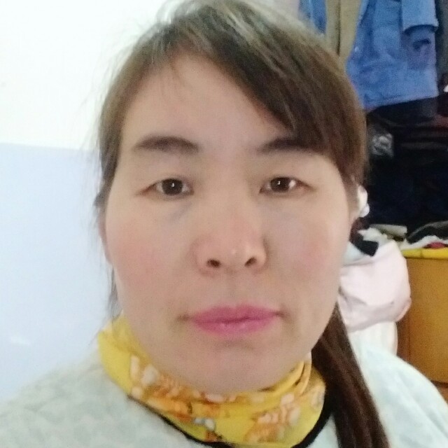 笑着放手的照片