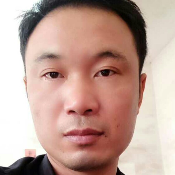 爱大受伤的照片