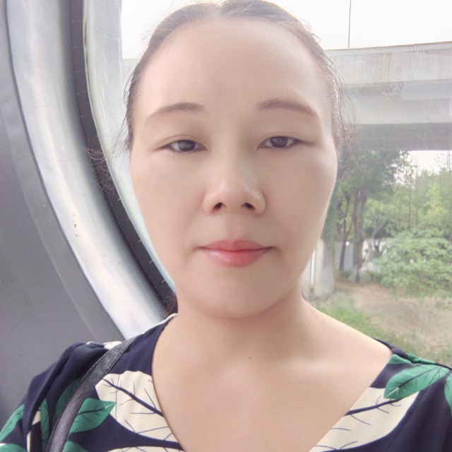 Sally蒋珊的照片