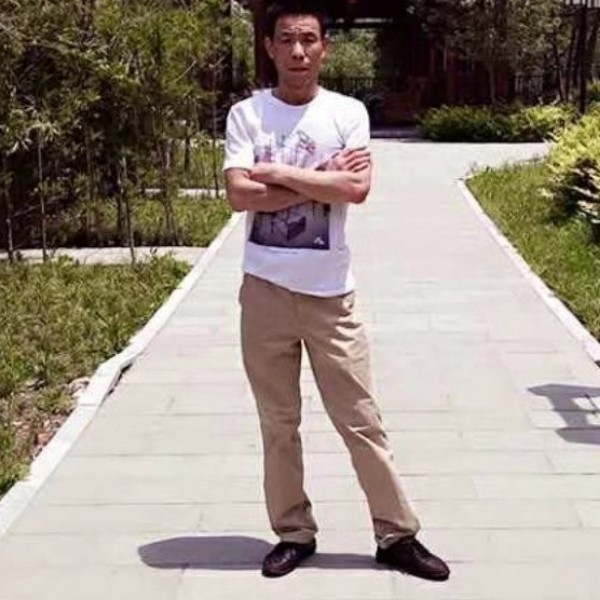 魁梧邂逅可乐的照片