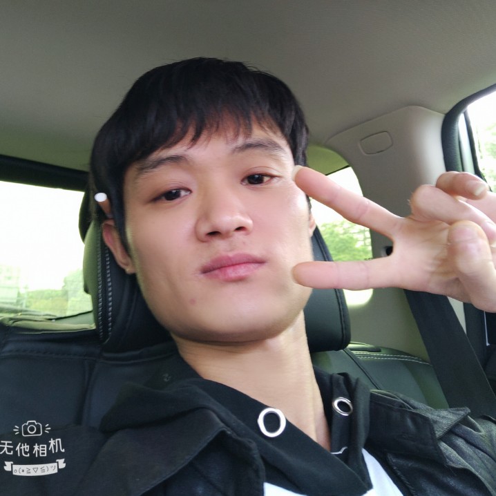 孔良的照片