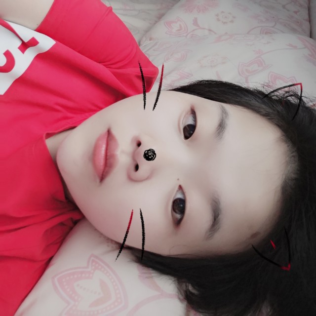 奶猫大大的照片