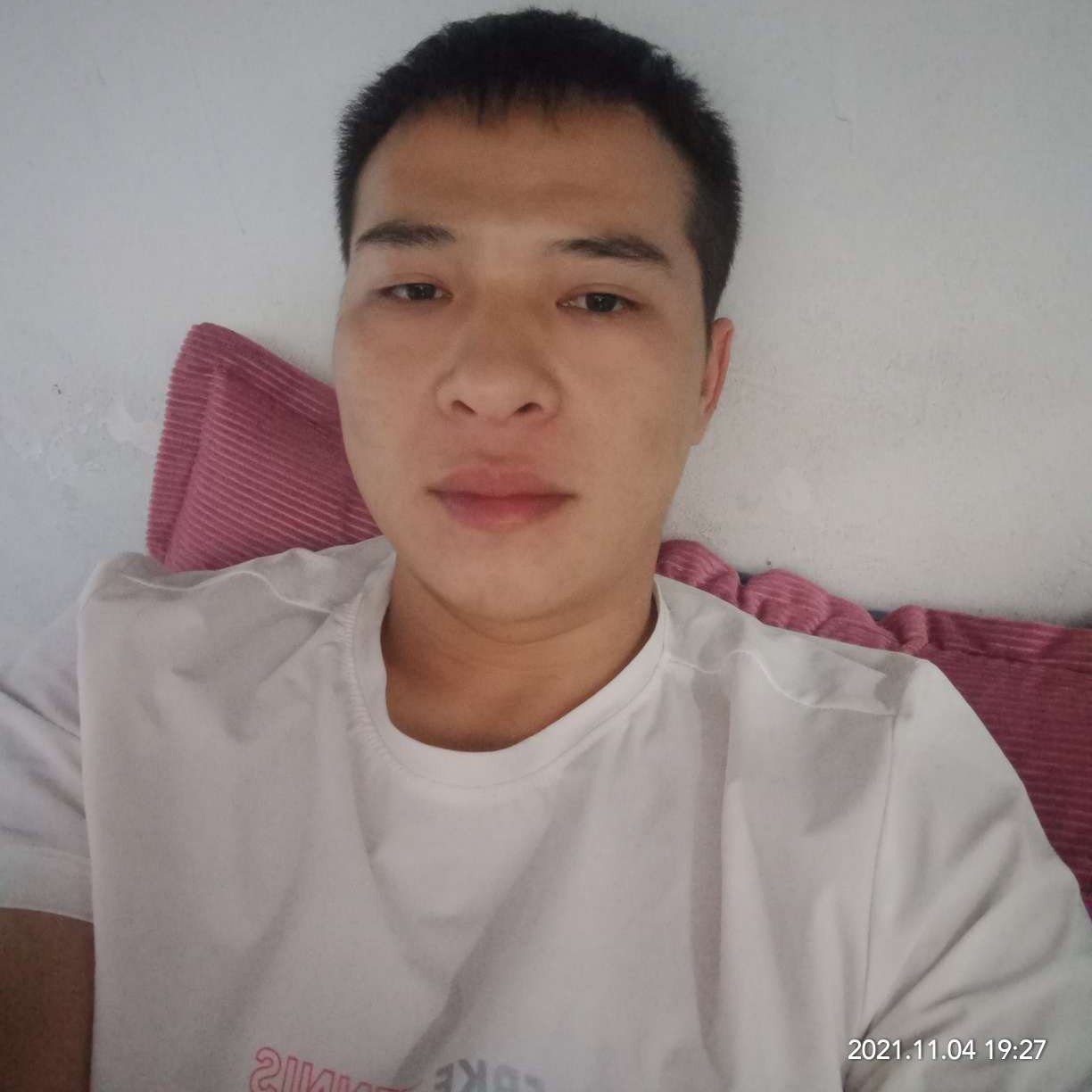 爱听歌回首半夏的照片
