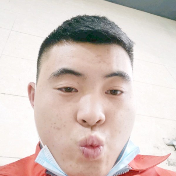 唐诚的照片