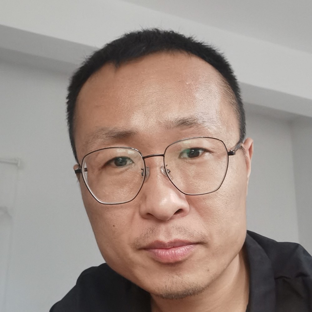 龔鋒的照片