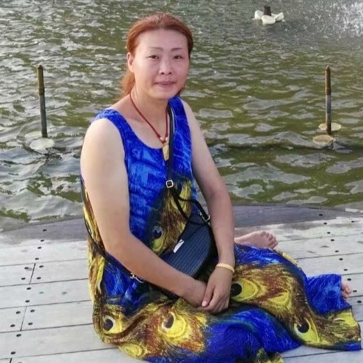 百褶裙請傻傻的照片