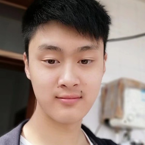 梁峻苹的照片