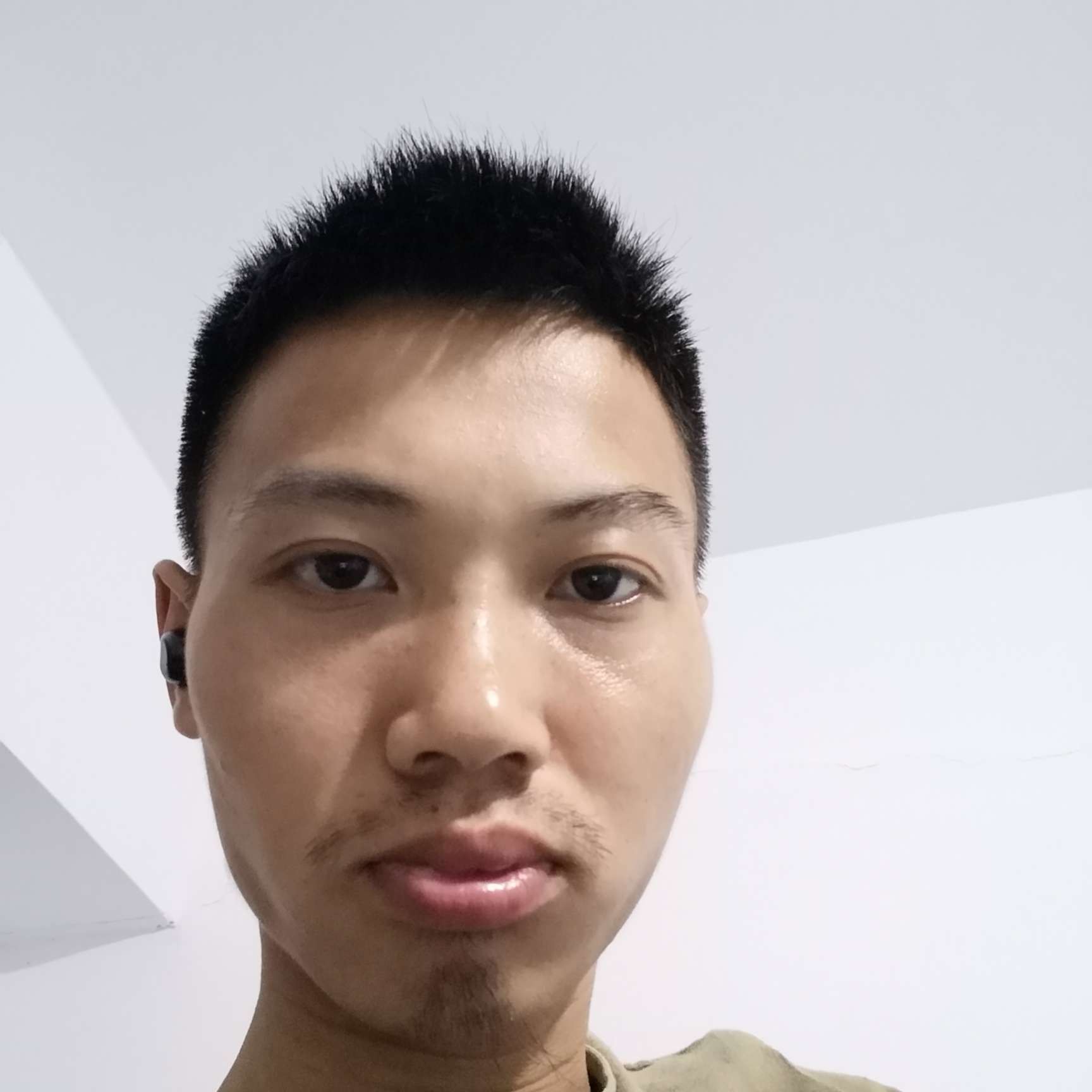 苏中联国的照片