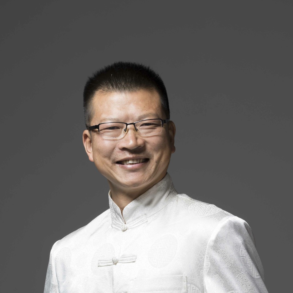 痴情霓裳的照片