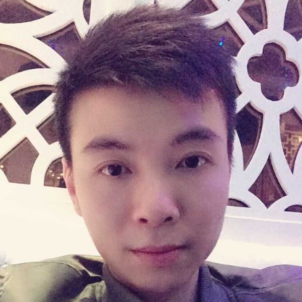 為一張臉養一身傷的照片